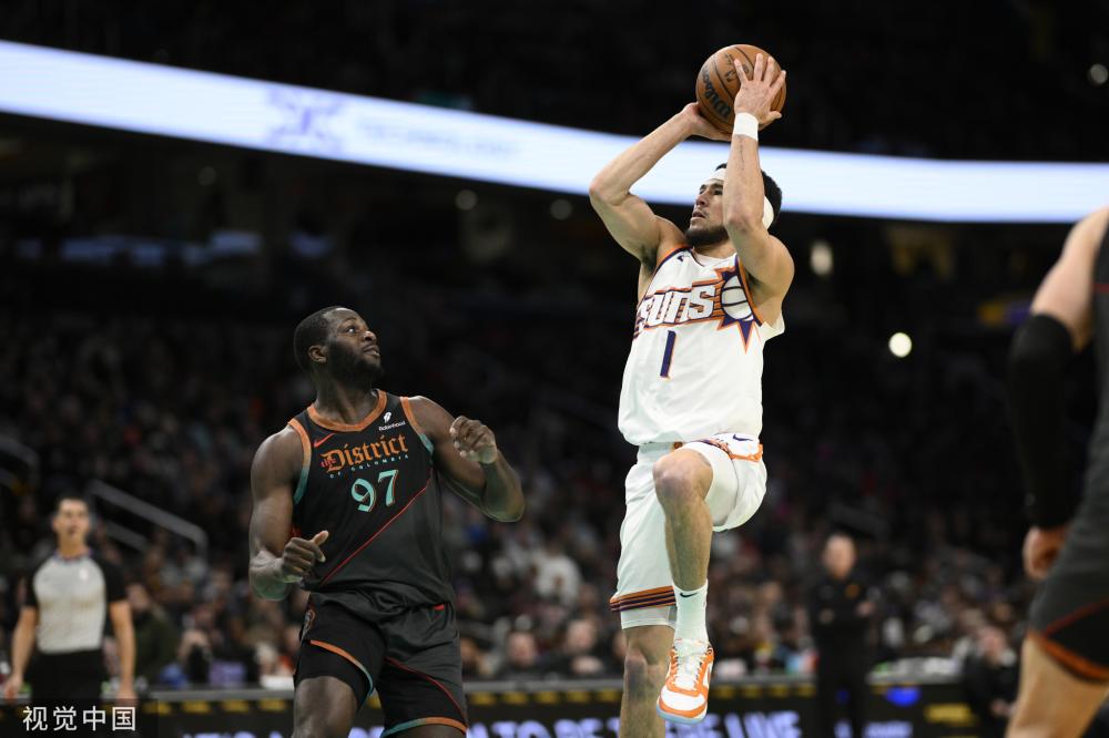 在与队友的 在与队友的