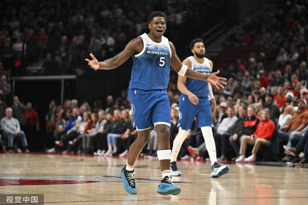 纽卡斯尔的 纽卡斯尔的